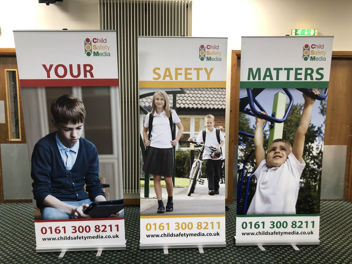 julia_bryant1's tweet photo. Fab morning at #CrucialCrew in CE. Lots of services including @cheshirepolice @stjohnambulance  @wirralct #schoolnurses and many more. giving all year 6 pupils important messages to help them make safe choices. Well done everyone a great example of multiagency working 👏🏼👏🏼👏🏼 https://t.co/WG2jPnMefs