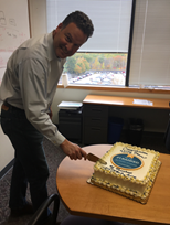 sstoutie2's tweet photo. Who doesn't love 🎂! Dell EMC Unity All Flash was ranked #1 All Flash Storage Array by @ITCenSta 🙌https://t.co/pDY50HmXGg - we were surprised with this “CONGRATULATORY” cake yesterday, @IPreact diving in for the first slice!😉 #storage #dellemcunity #IWork4Dell https://t.co/dxGMJ3gzPK