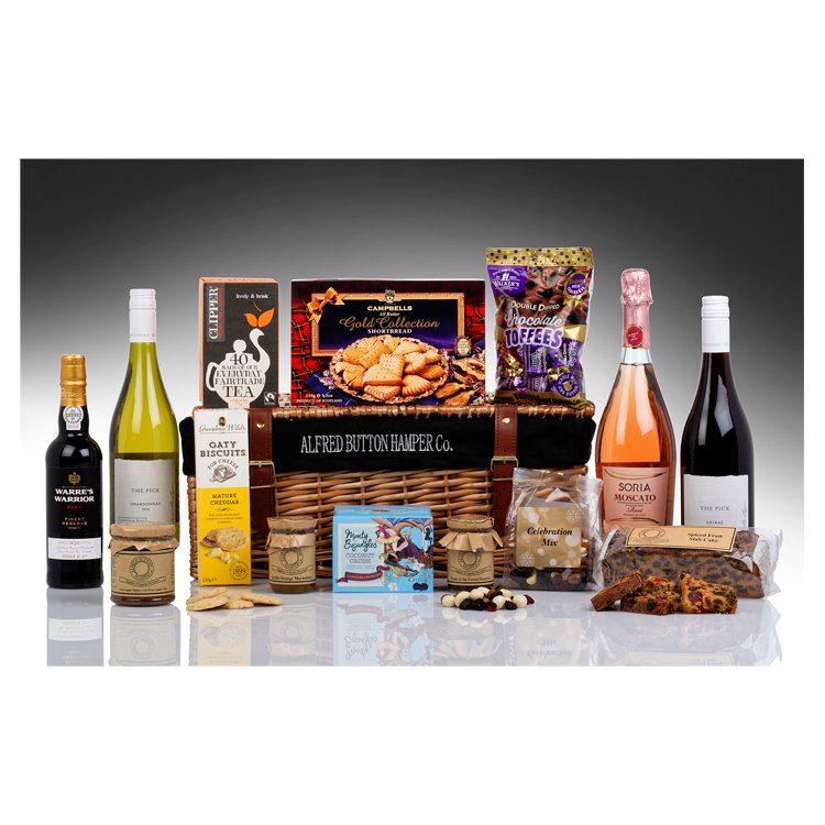 MeonHutServices's tweet photo. The Chester Hamper. Was £69.99 now £58.99. Includes a bottle of white wine, red wine, pink fizz, half bottle of port, fruit cake, tea, shortbread, oat biscuits, chutney, jam, marmalade, chocolates, toffees, and fruit &amp; nut mix. #Christmashamper #hamper #A32 #A272 #BudgensWestMeon https://t.co/SI25JlHNtP