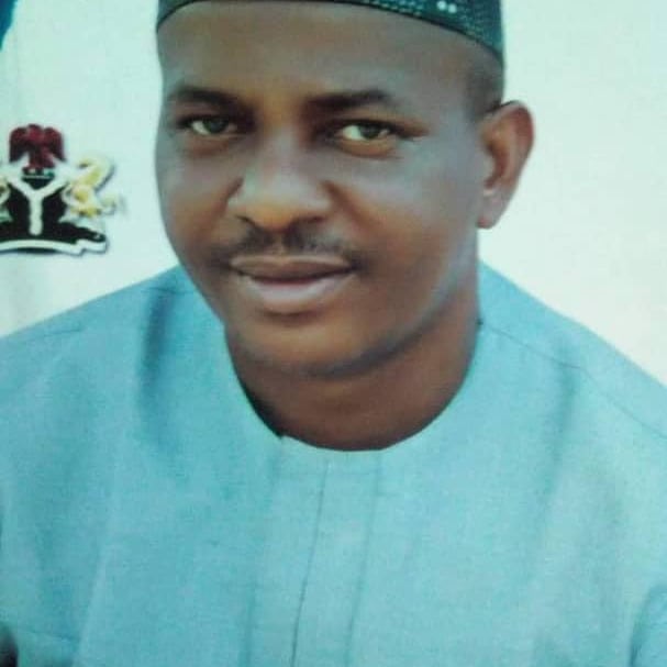 WaymediaA's tweet photo. The National President Of The National Youth Council Of Nigeria 
Amb Sukubo Saraigbe Sukubo 
Leads the National Exco Of NYCN To Akwa Ibom State, to condole with family of Late Comrade Daniel Emem Daniel over the demise of their beloved brother. Rest in the bossom of the Lord sir https://t.co/dtRVgzXRPa