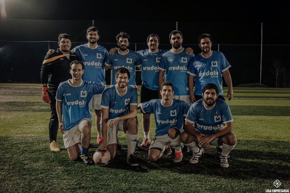 UrudataSoftware's tweet image. En #urudatasoftware creemos en el #deporte, apoyamos a nuestro equipo que comparte nuestros valores de esfuerzo, superación y trabajo en equipo. #hayequipo