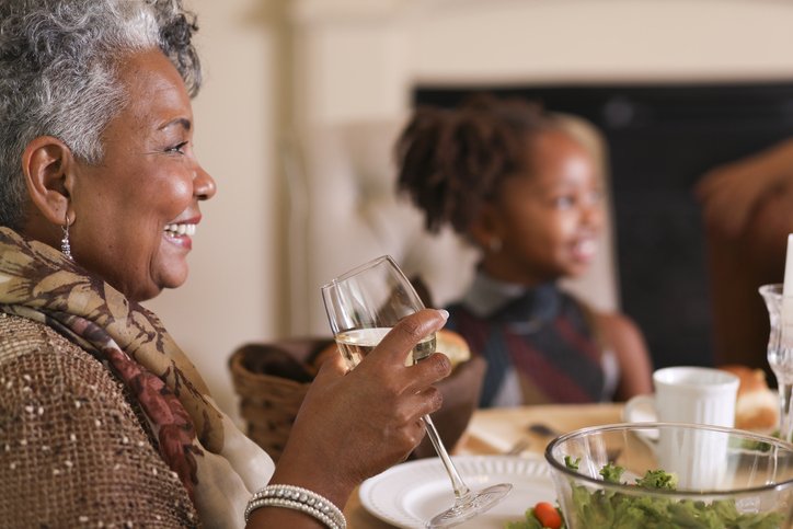AvidorLiving's tweet photo. Spend today with those that you are thankful for. Happy Thanksgiving from all of us at Avidor. #GiveThanks https://t.co/YQNwUDA54b