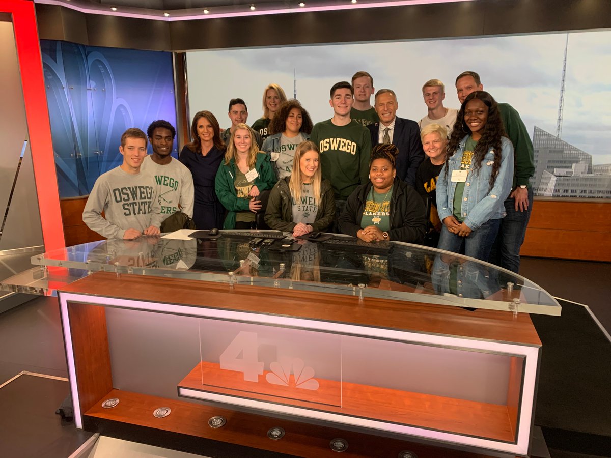 A @sunyoswego tour of @nbc and @TODAYshow is followed by a group photo with @michaelg4ny and @StormTeam4NY meteorologist Maria LaRosa. #OswegoPride in the house.  Thanks @alroker!