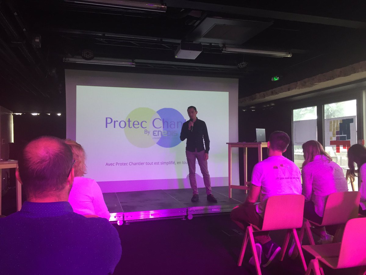 Le_Poool's tweet image. [#SprintByLePoool] Au tour d’@enedis_bretagne de pitcher sur son #InterfaceWeb #ProtecChantier qui permet le suivi des demandes de protection et de déclaration de fin de chantier 🏗