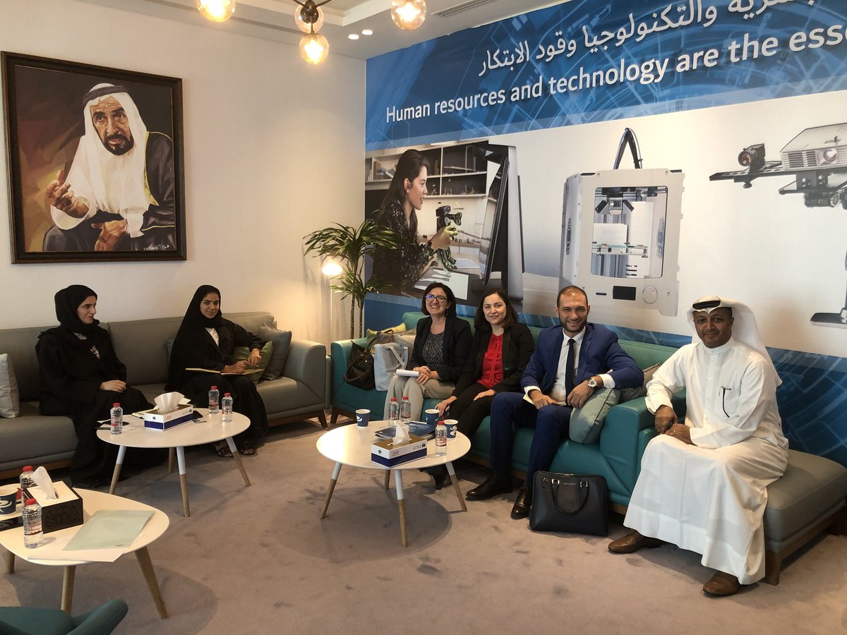 DubaiCustoms's tweet photo. جمارك دبي تبحث مع وفد فرنسي تعزيز التعاون في حماية حقوق #الملكية_الفكرية

#جمارك_دبي #نحن_الملكية_الفكرية #دبي #فرنسا https://t.co/yugMHAmLR6