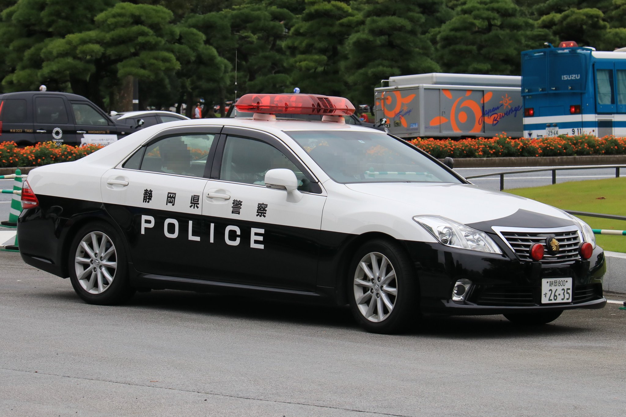 レイズ ヒコセブントヨタクラウン(GRS202) 静岡県警高速道路交通