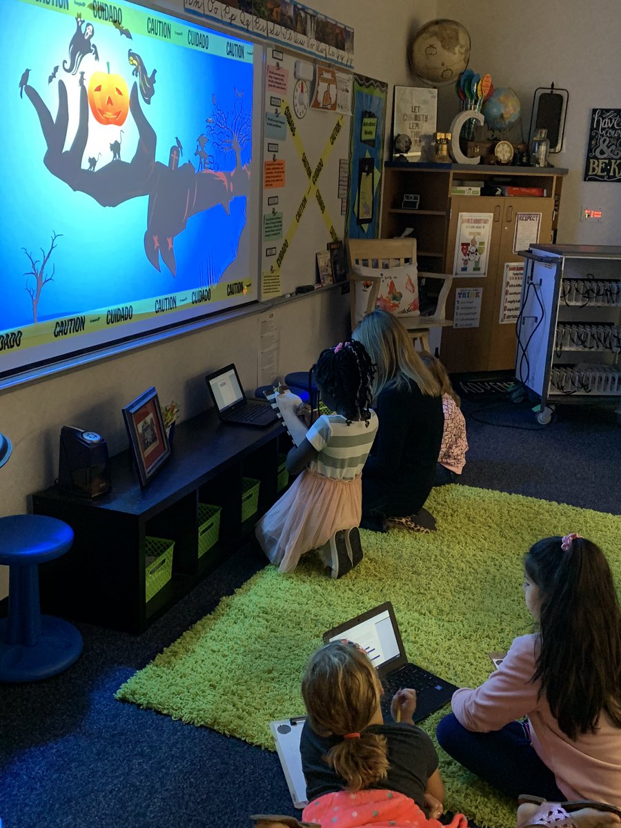 BoonPatriots's tweet photo. 3rd grade is engaging in a Halloween Math Breakout! Kids are SUPER engaged &amp; learning!! https://t.co/0I2SJxuQux