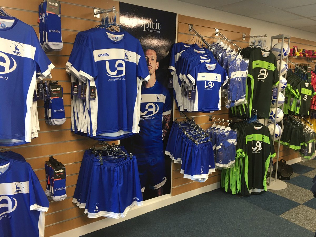 poolsretail's tweet photo. We've had a big delivery of home and away socks today! Now available both in store and online in all sizes!

#PoolsRetail

https://t.co/NShy96L1nf https://t.co/5xuuB8RDDm