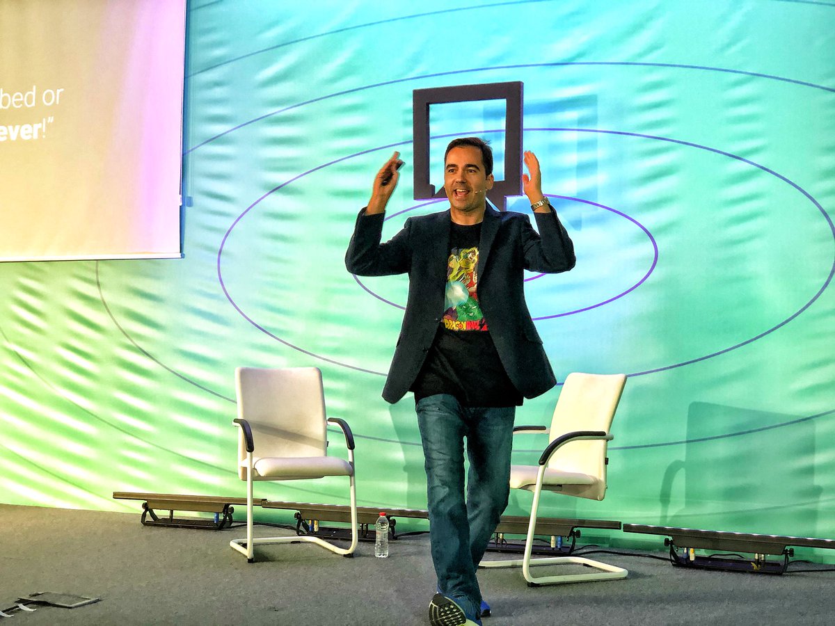 Roger_Edwards's tweet photo. I opened the #AllWebAL Conference and my friend, the awesome, @vulicvladimir is the closing keynote.

And he’s using lots of Pop Culture references which gets a massive 👍🏻 from me! #AllWebAl https://t.co/h4Po89DVjT