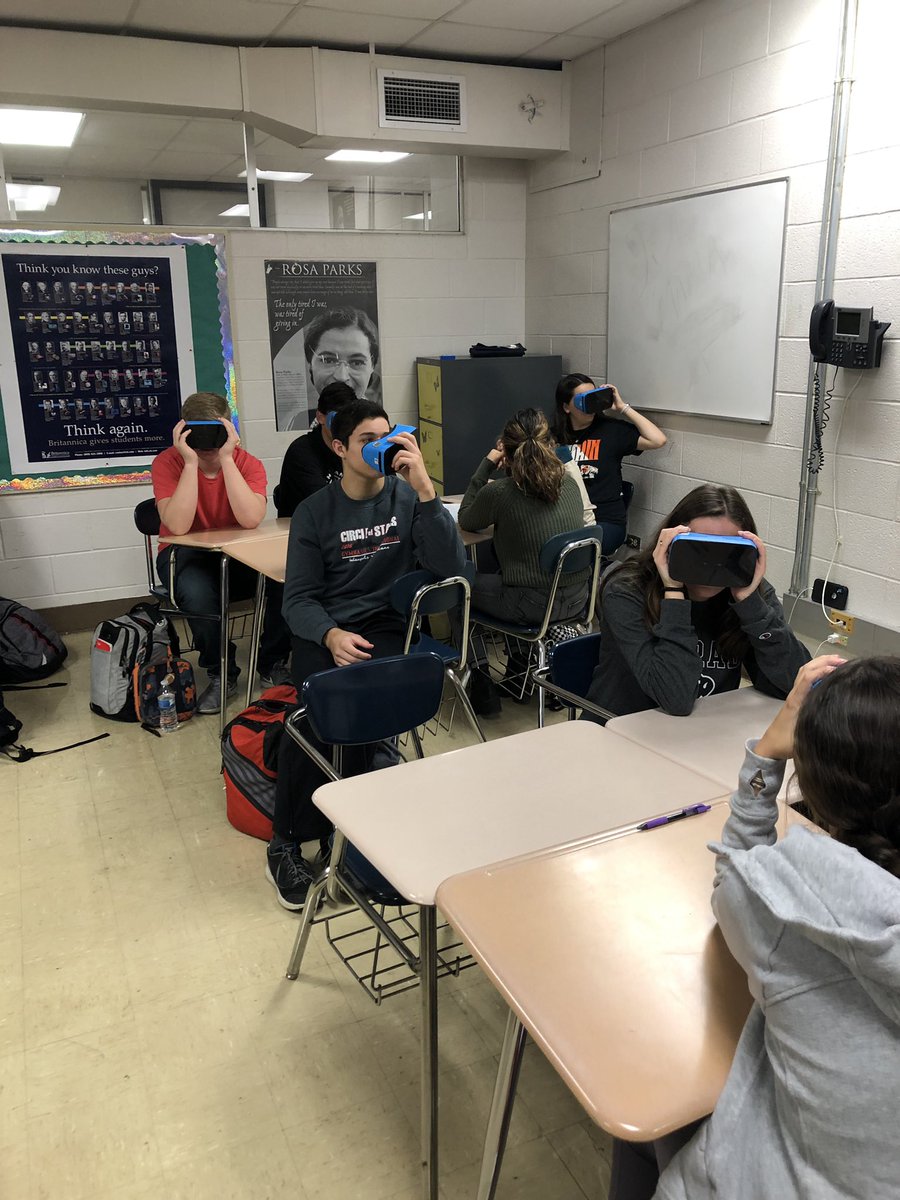 corinnpowers's tweet photo. Sending a huge thanks &amp; appreciation to @cf_BeAmazing for bringing #apush and #apmicro on some truly amazing Google expeditions today!!! #cfevshome #cfevs #googleEDU https://t.co/JK5CFaAFEC