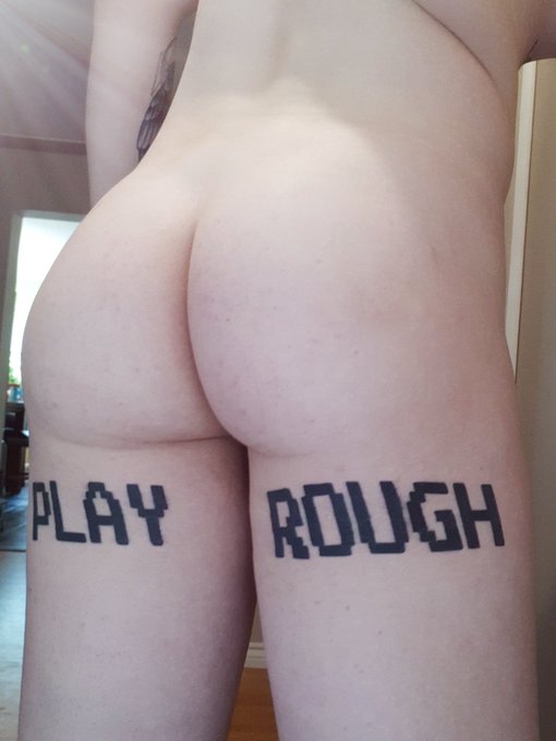 Holy fuck!?! 😳🤯 I'm about to break a 2K followers!! 🥰 A huge thank you to everyone who followed and retweeted<a href="/tag/manyvids"class="tags"><span>#manyvids</span></a><a href="/tag/mvsales"class="tags"><span>#mvsales</span></a><a href="/tag/mvtrans"class="tags"><span>#mvtrans</span></a>