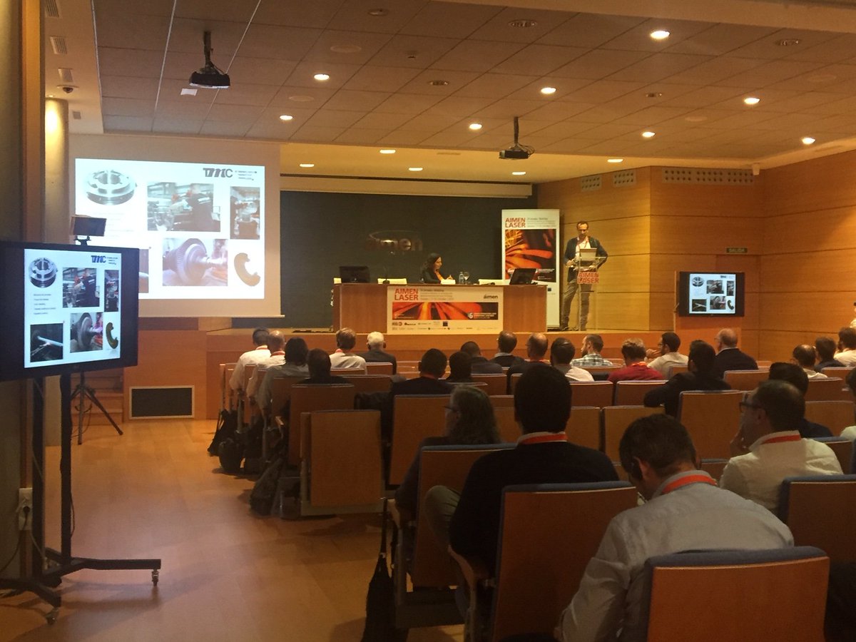 aimenlaser's tweet image. #Session2 Jaume Nin from #TMCOMAS during his presentation➡️ Development of new alloys based on carbides for its application through #lasercladding in high temperature applications.
#aimenlaser19 #ILW19