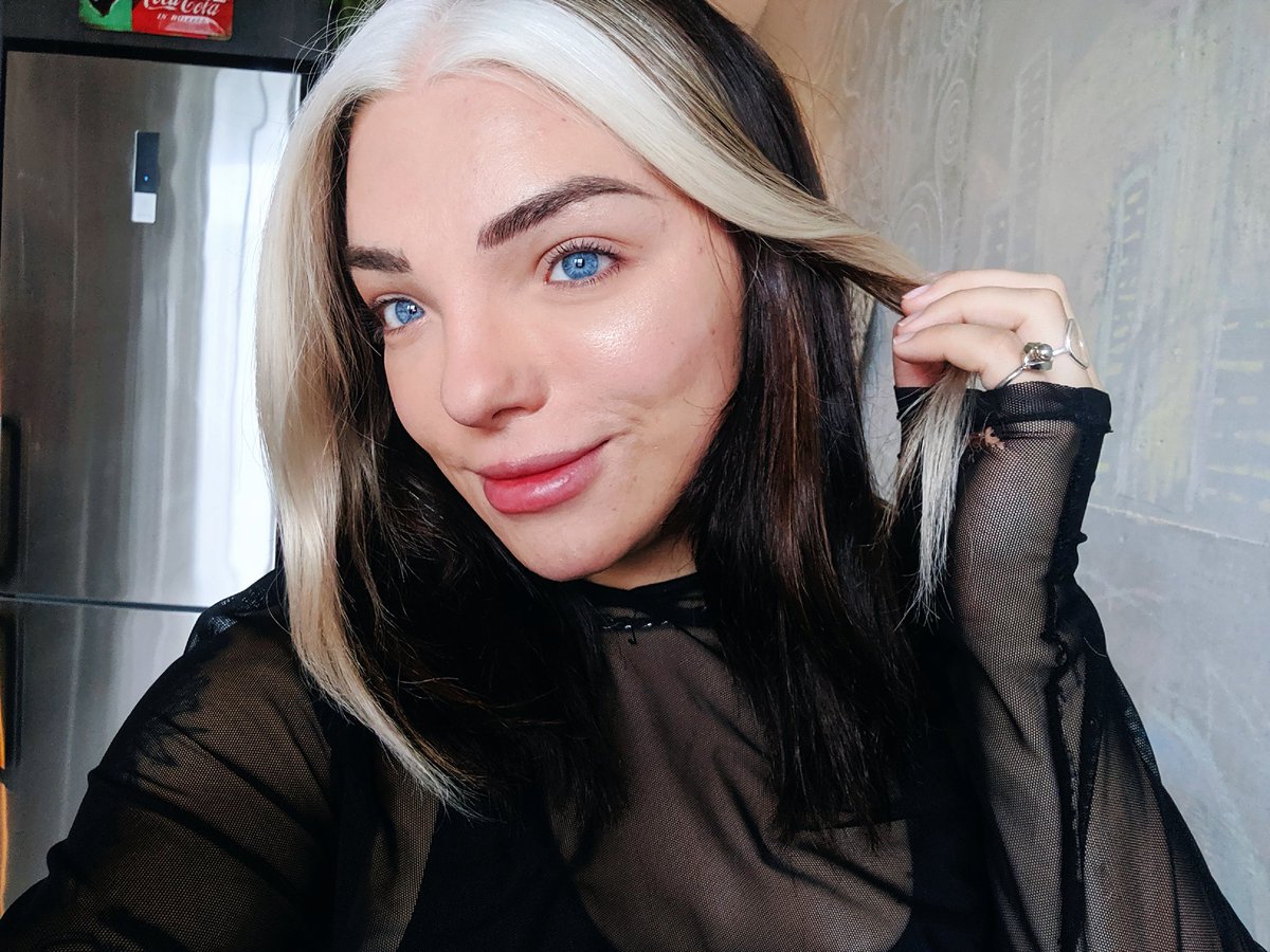 Stef Sanjati 🥺 on Twitter: "hello, today is a good skin day ...