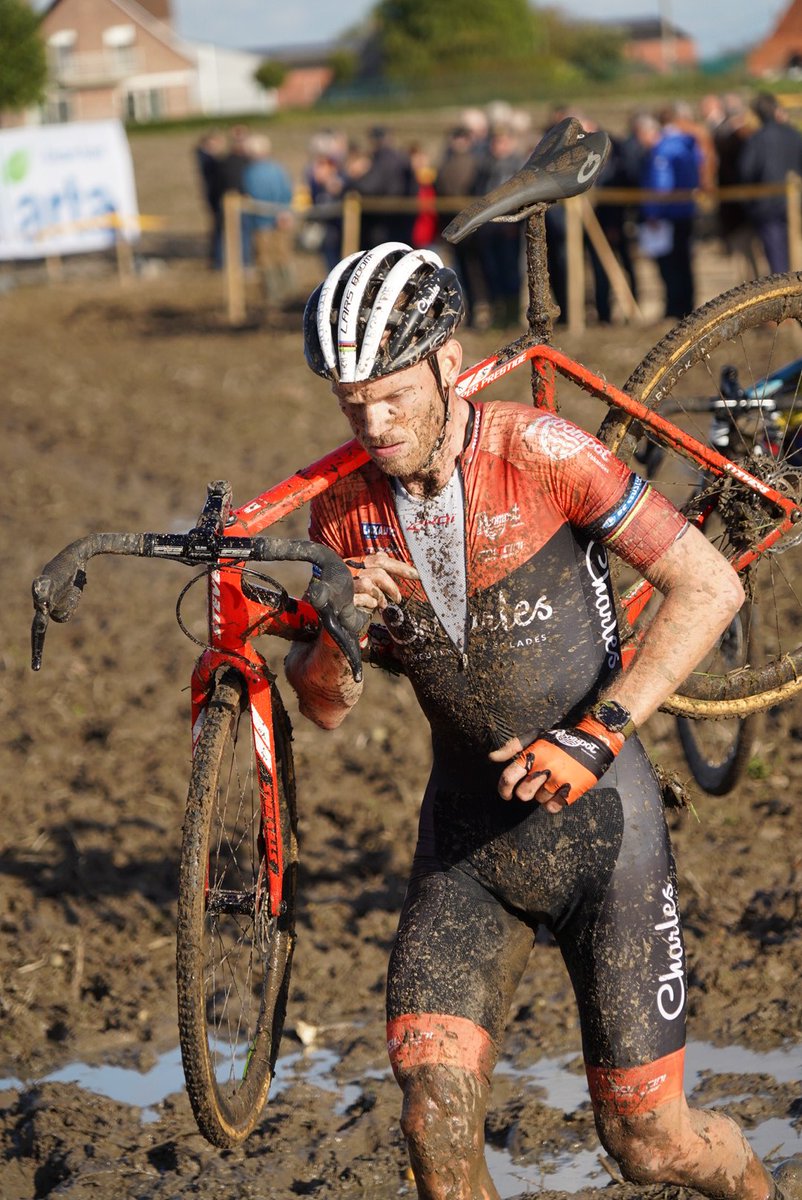 charles cycling team