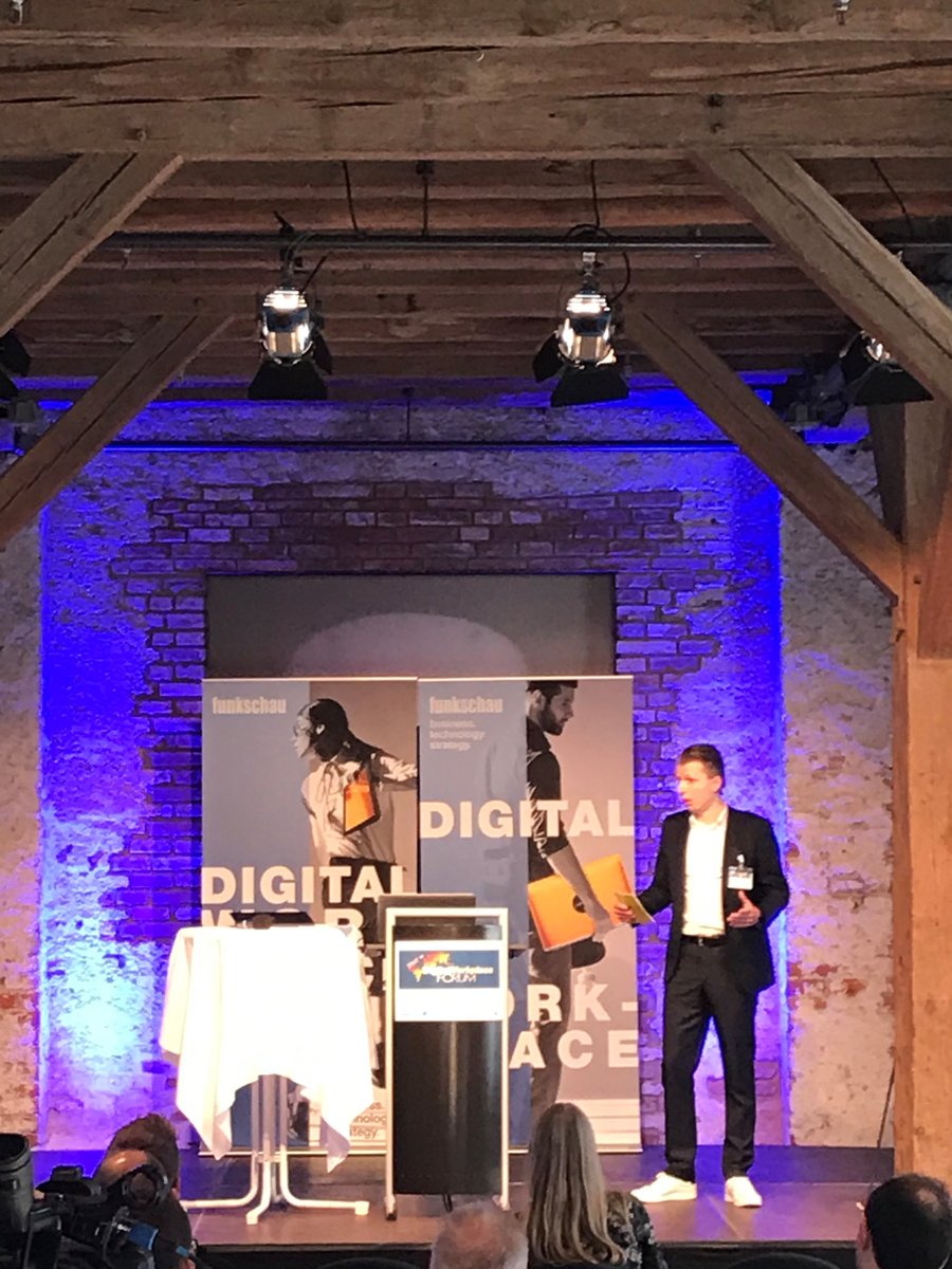 snom's tweet photo. And the #Snom events just keep on coming today! This time we are at #dwpf19 with our friends from #funkschau and many others! #DigitalWorkplace #ipphones #innovation #wirmachenvoip https://t.co/H3JfVjNwgC
