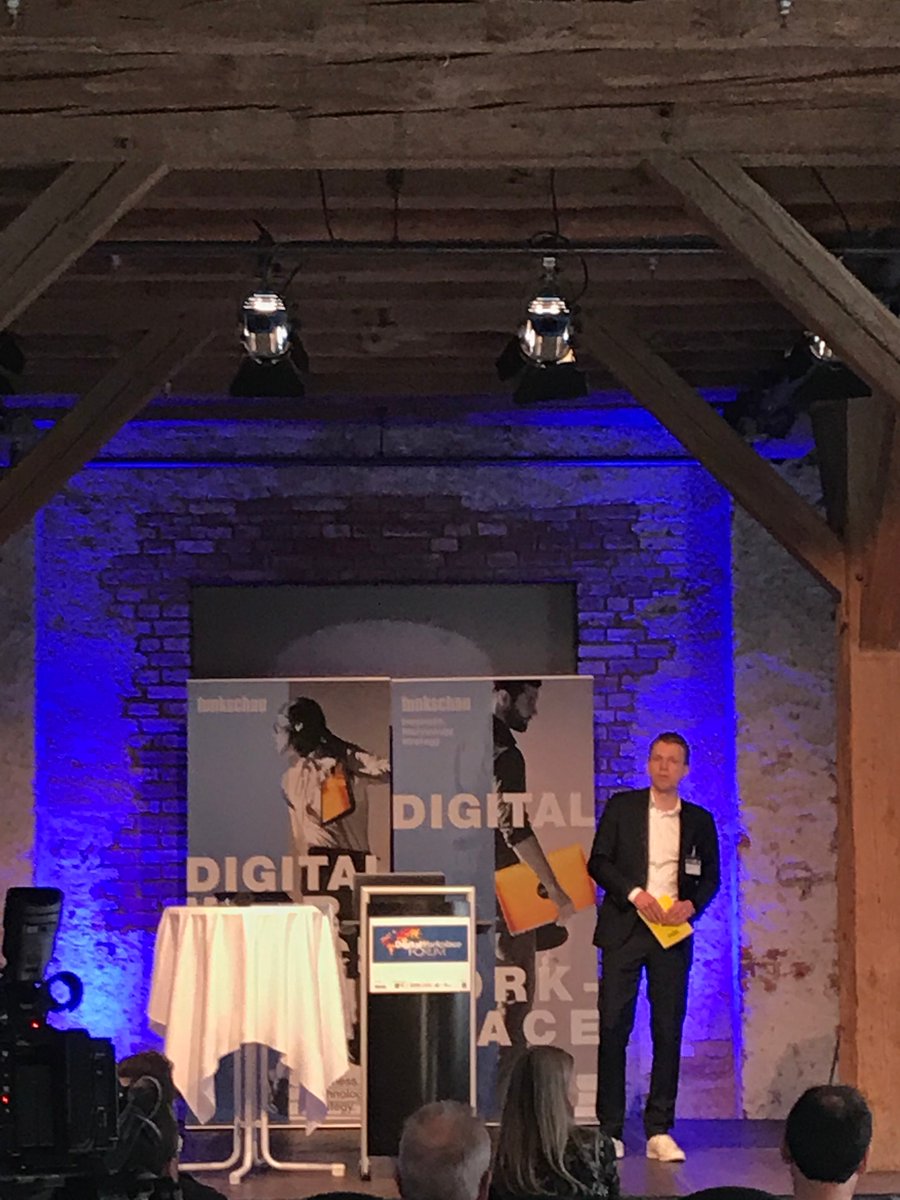 snom's tweet photo. And the #Snom events just keep on coming today! This time we are at #dwpf19 with our friends from #funkschau and many others! #DigitalWorkplace #ipphones #innovation #wirmachenvoip https://t.co/H3JfVjNwgC