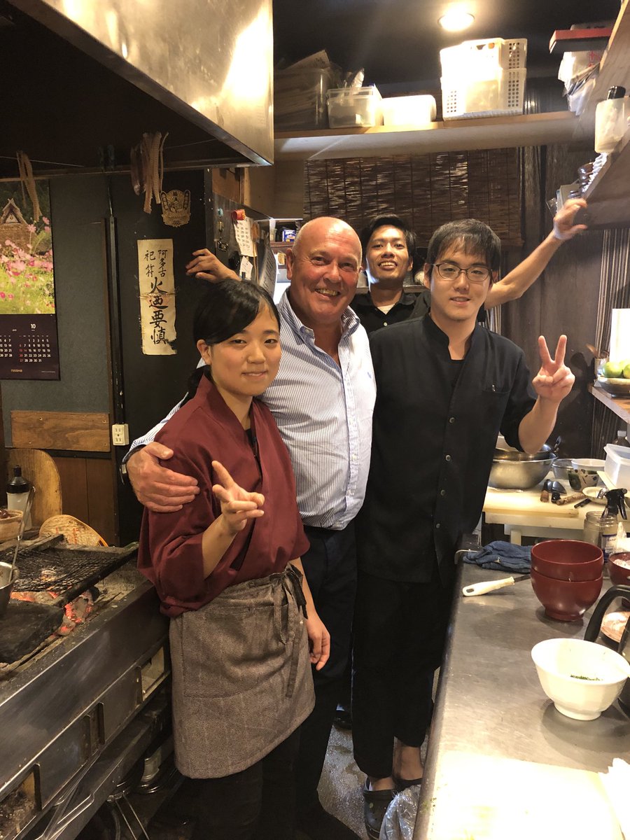 PhilHooper2's tweet photo. Fab restaurant in Osaka, rising star. Fab night before going down to Oita for England v Australia. https://t.co/0VNz0KA9EI