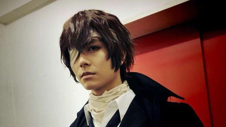 inumakinumaki's tweet photo. we: we wish dazai osamu were real-

dazai’s stage actor: hi :) https://t.co/9vJTN8Vkwz