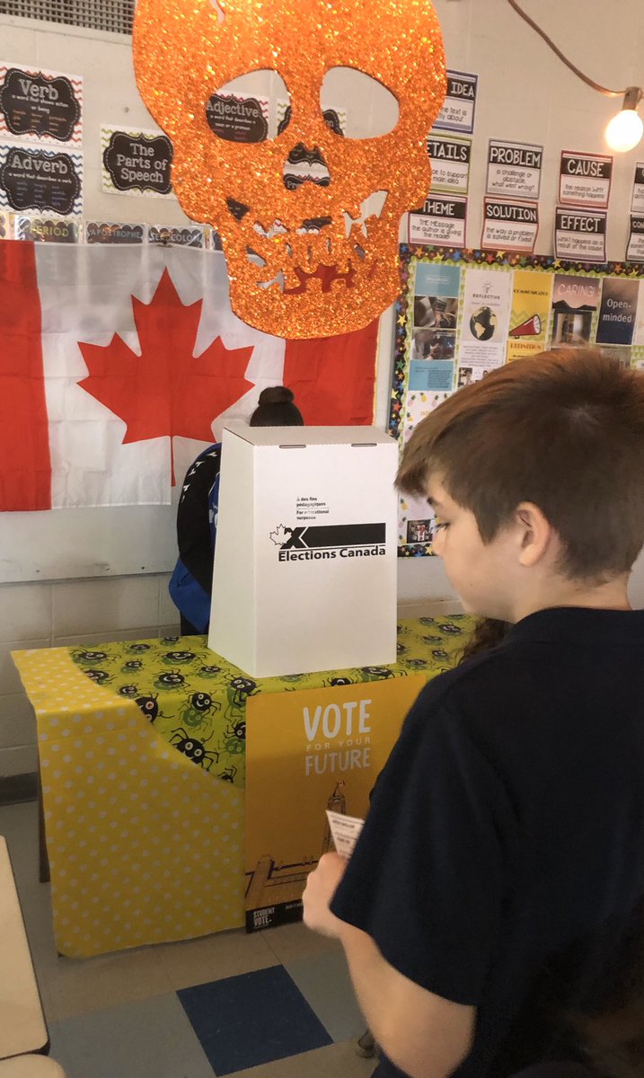 cwaLBPSB's tweet photo. After researching all candidates, the grade 6 students took part in the @CIVIX_Canada @studentvote Federal election. #voting #future https://t.co/JxpHf2xoaJ