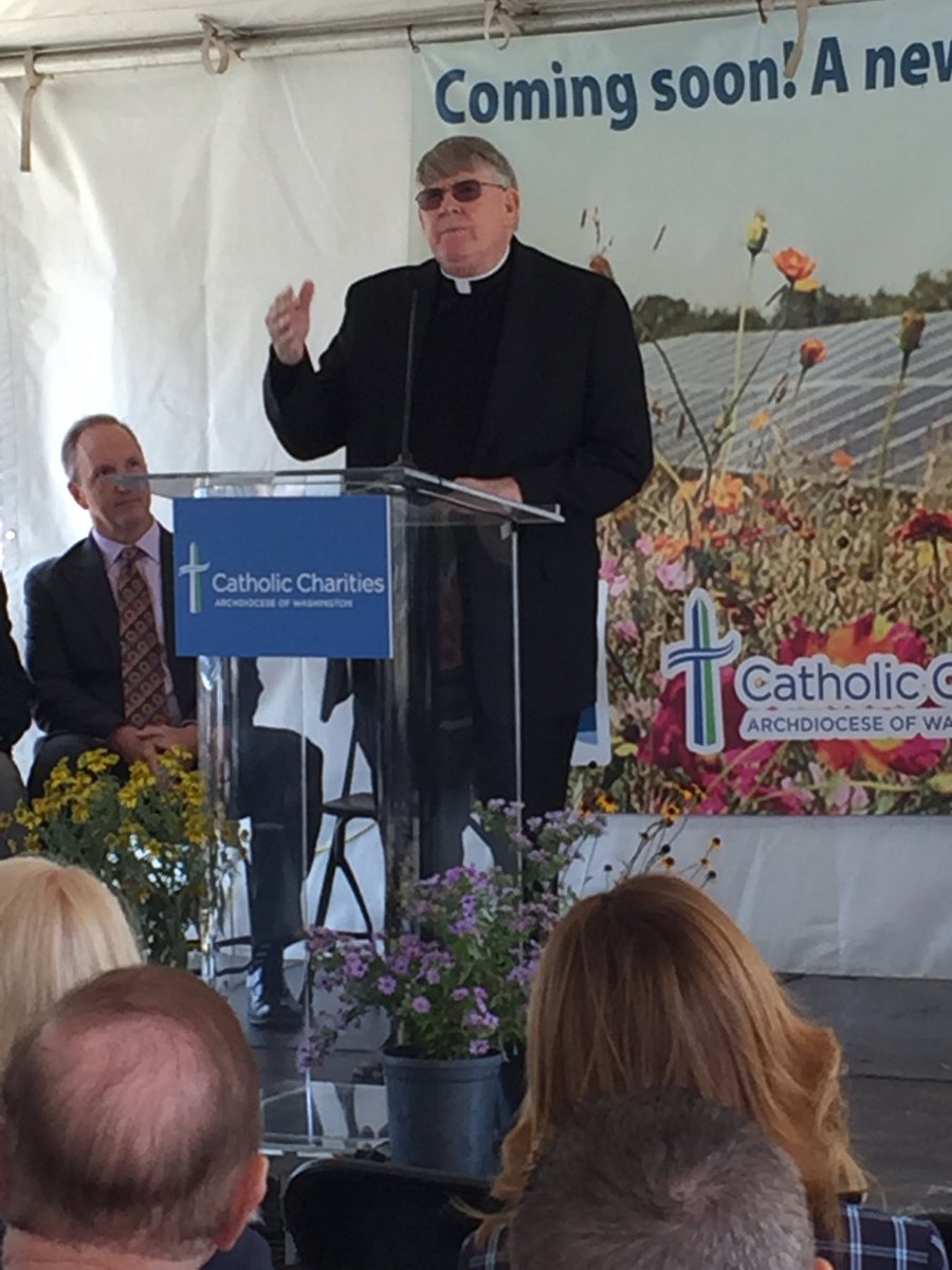 CCADW's tweet photo. .⁦@FrJohnEnzler⁩ opens the blessing of #ccadwsolar array, the largest in #DC #solar #sustainability #solarpanels https://t.co/PceySr3Ry7