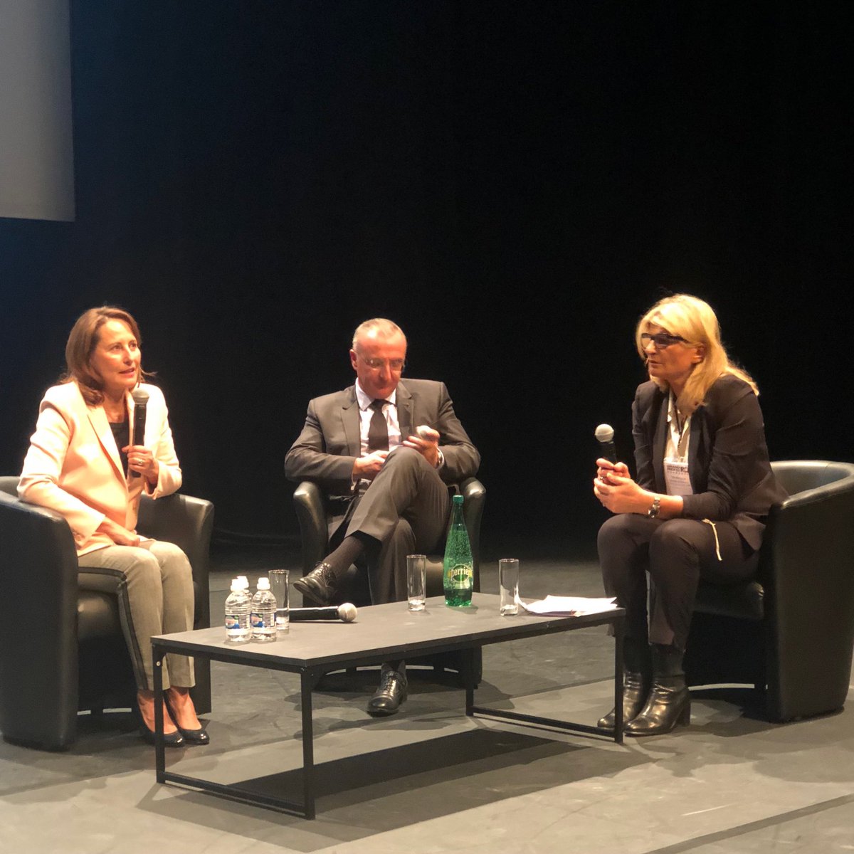 Merci à ⁦<a href="/RoyalSegolene/">Ségolène Royal</a>⁩ invitée d’honneur du grand prix ⁦<a href="/Collectivites_L/">La Revue des Collectivités Locales</a>⁩ en Normandie et de l’accueil de ⁦<a href="/MA_Jamet/">Marc-Antoine JAMET</a>⁩ maire de ⁦<a href="/valdereuil_info/">Val-de-Reuil</a>⁩