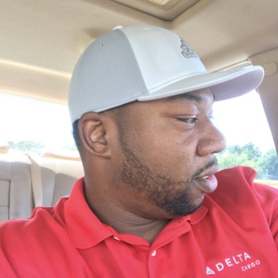 OfficialDJReece's tweet photo. #NewProfilePic https://t.co/2fcDLVqcUN