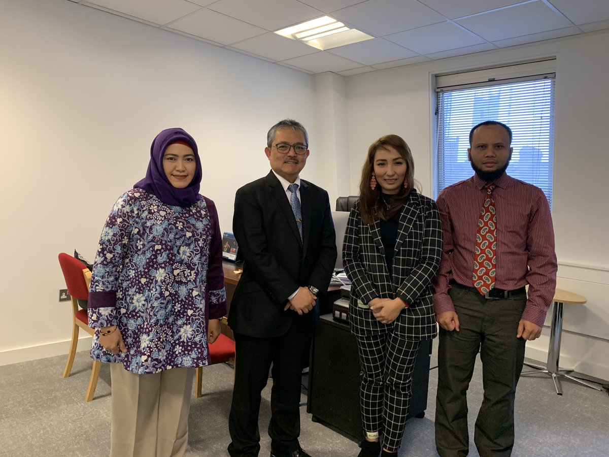 Atdikbud London tweet media