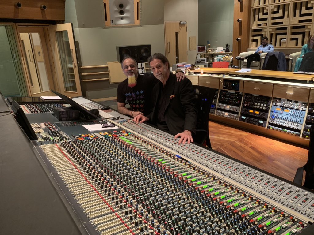 Walter J. Lindner tweet media