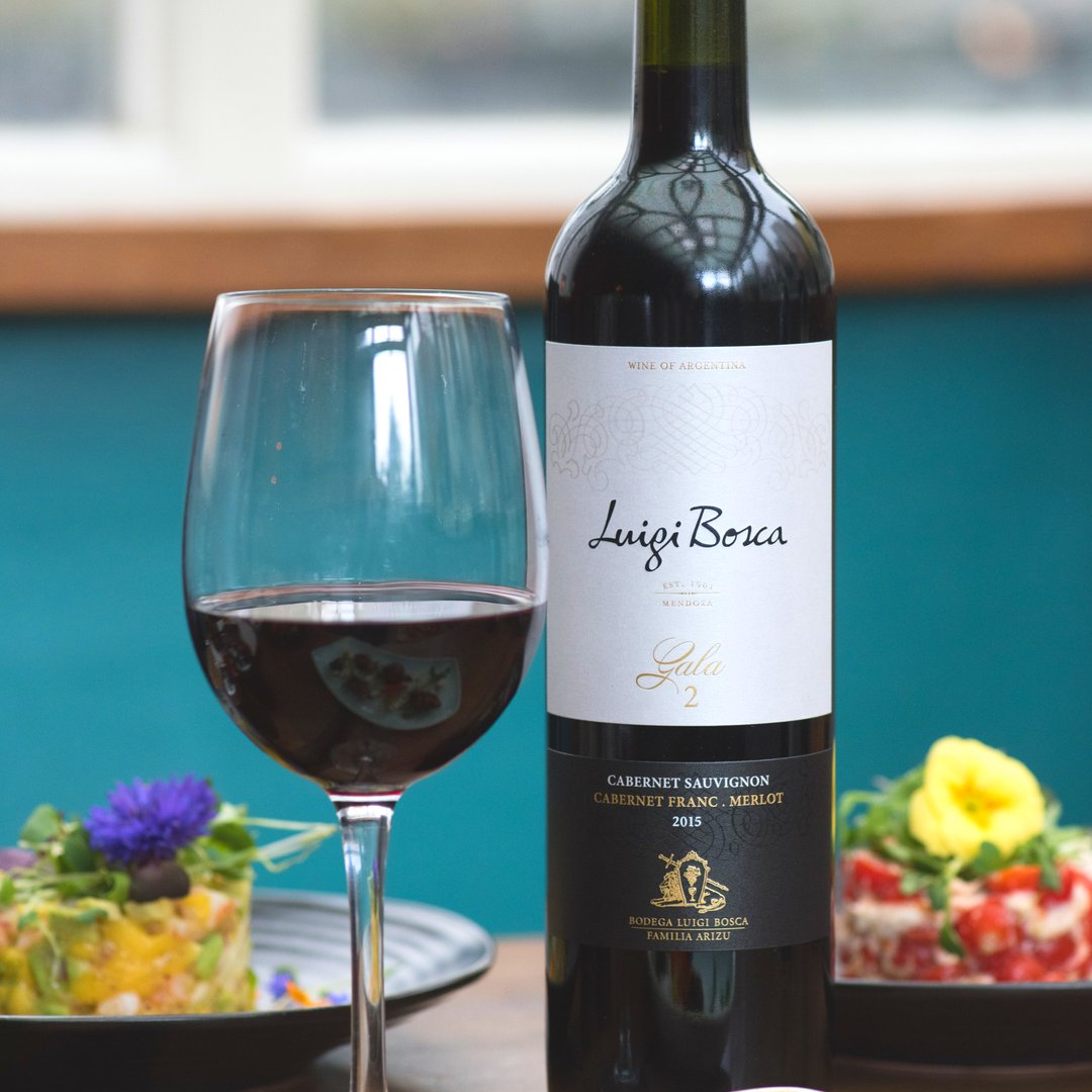 casamalevo's tweet photo. Wine makes every meal an occasion, every table more elegant, every day more civilized
~ Andre Simon. 🍷 https://t.co/qMlfgKlSXF