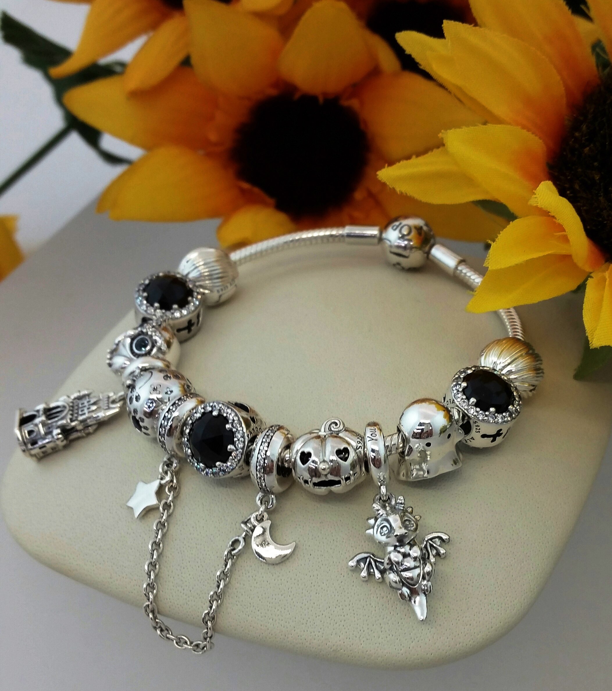 Pandora halloween shop charm bracelet