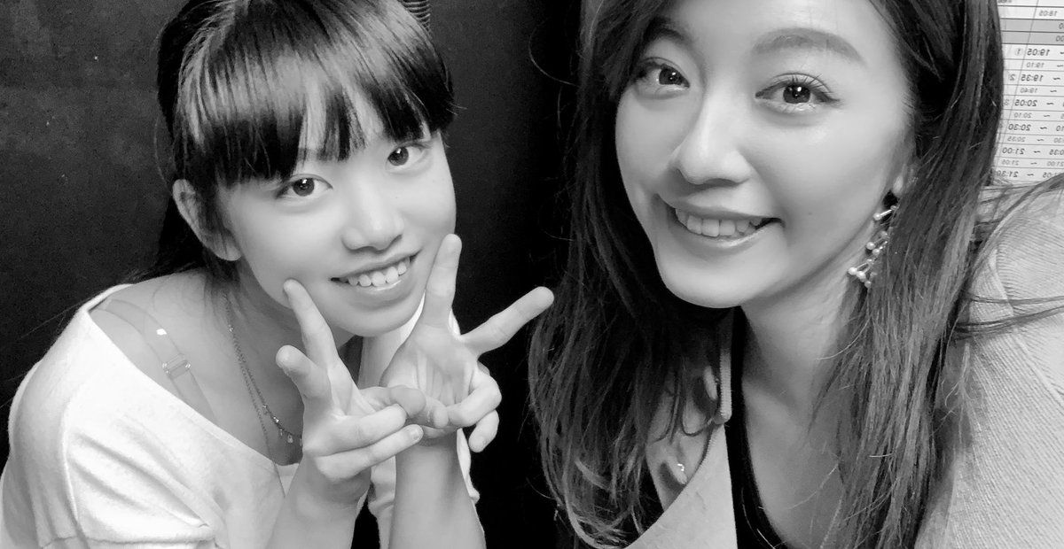 ak_tmk's tweet photo. 現役中学生の #眞塩藍咲 ちゃん@aiaisa_official と♡♡♡ かわいい。

#FVP_funtime #カラオケバトル https://t.co/65C0O5ICJm