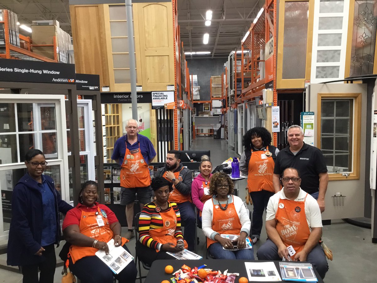 TimsartainE's tweet photo. Great PK this morning with the team at Tucker #175. @EntryPointDoors @chanshansen @brettbutlerEPDW @MMSdsm https://t.co/QP4x6R8RYQ