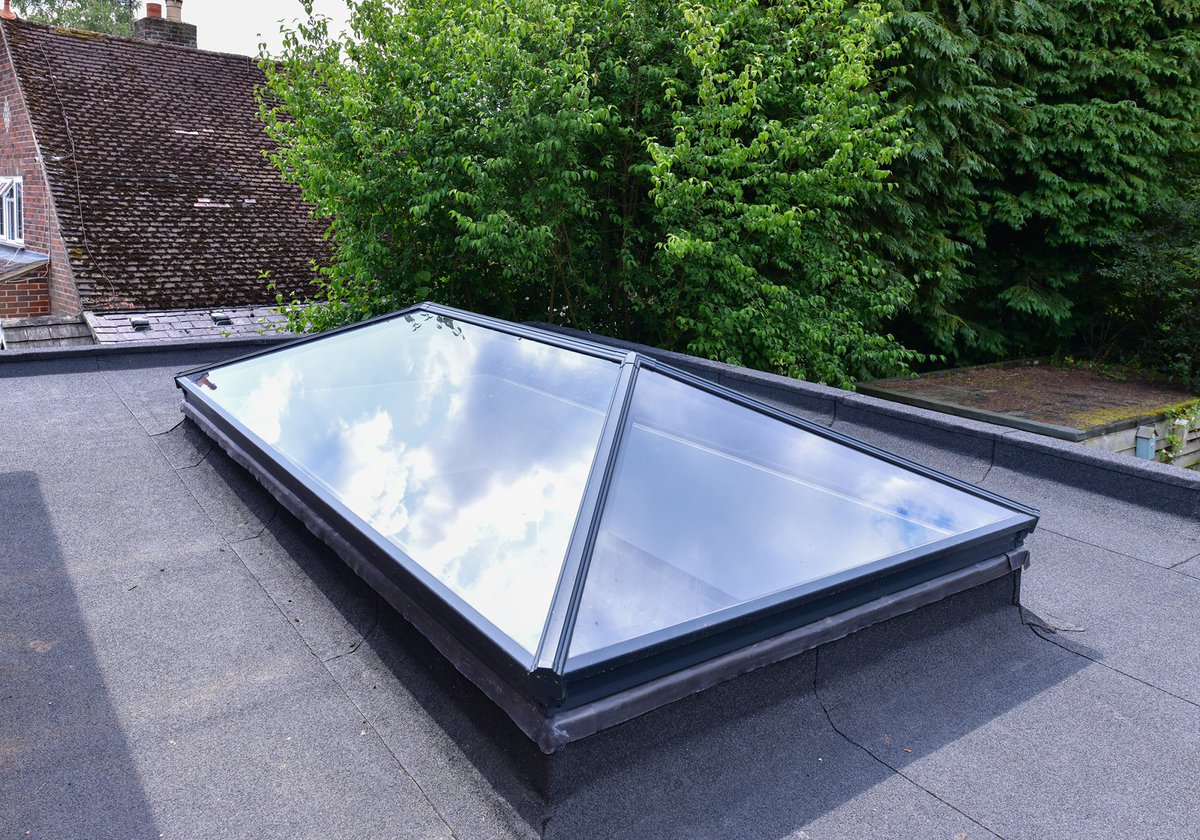 exactglazing's tweet photo. Looking for a low profile, high-strength aluminium roof lantern? Your search is over! 

Find out about the Aluminium Roof Lantern and how it could be just what you’re looking for, in our recent news story.

#rooflight #architecturalglazing

https://t.co/Hx39VBgdAB https://t.co/KbXNsgAwAL