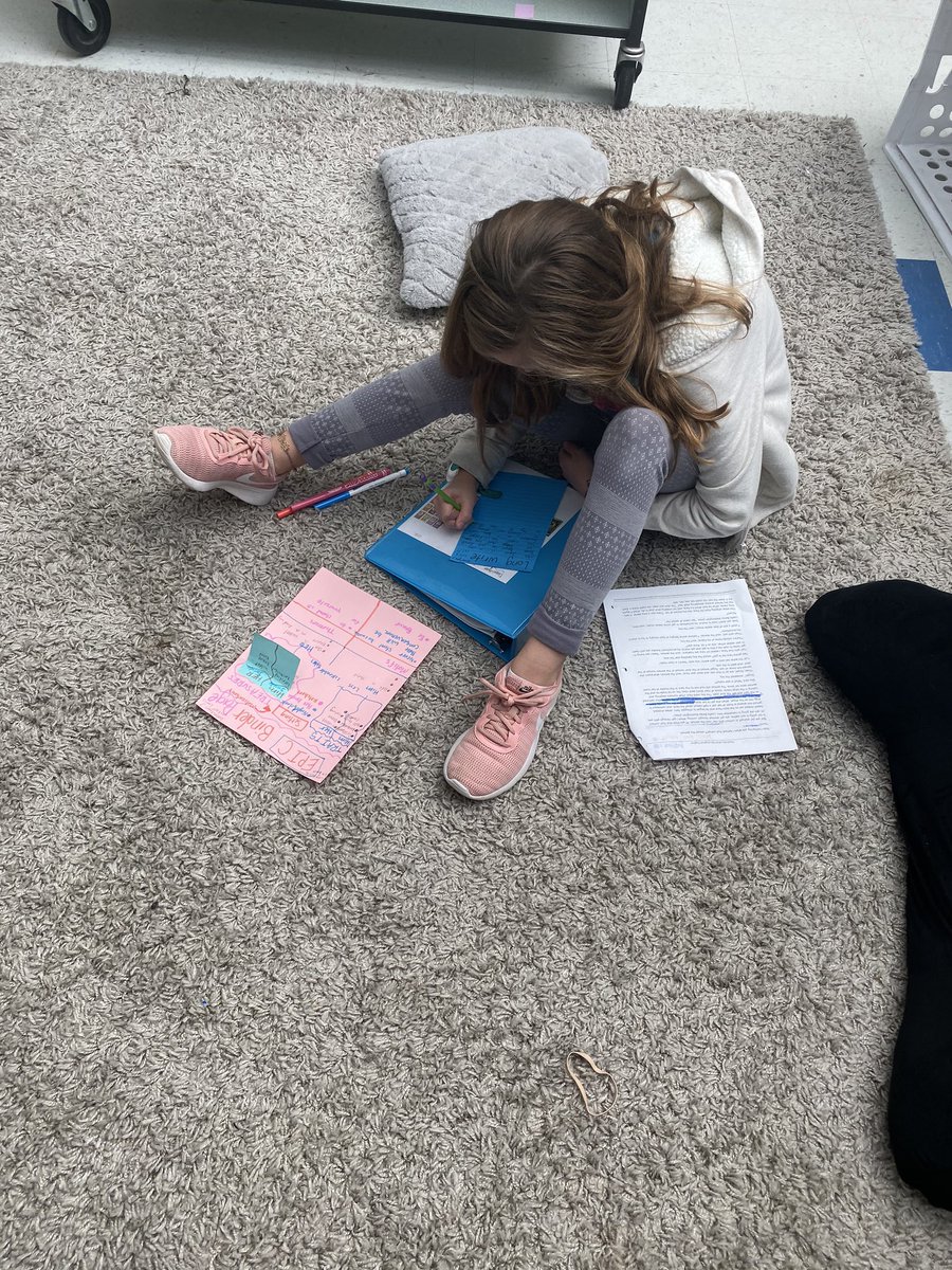 GHMSparker's tweet image. How do you set-up your epic binder page? Ss read “Thank You, Ma’am” and then created an epic binder page to show off their skills they learned through Deep Study of Character!