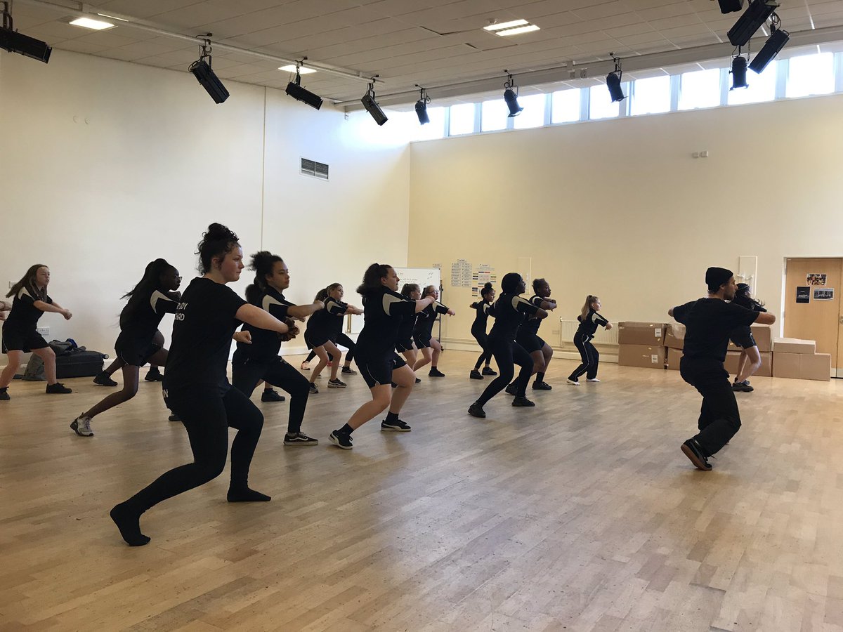 Let’s workshop! Great class by <a href="/ZooNationUK/">ZooNation: The Kate Prince Company</a> #somelikeithiphop #dance #letsdance