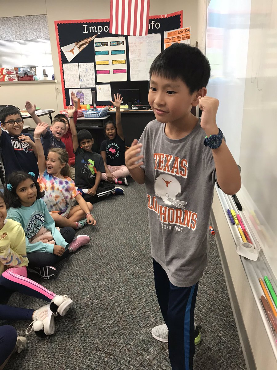 HodsonMeryll's tweet photo. We had so much fun playing Energy Charades! #we❤️science @MrsZulkowski https://t.co/XrpGh6FoXA