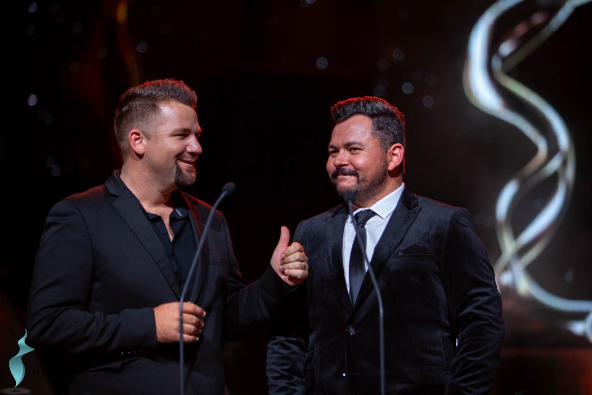 eefact's tweet photo. Ricus Nel en Ruhan du Toit.

#Aitsa #Hoop #Glo #Leef #Onafhanklik #inafrikaans #PretoriaFm #EEFactory @ruhandutoit82 @RicusNel1 @PretoriaFM https://t.co/PLKL7HmZeJ