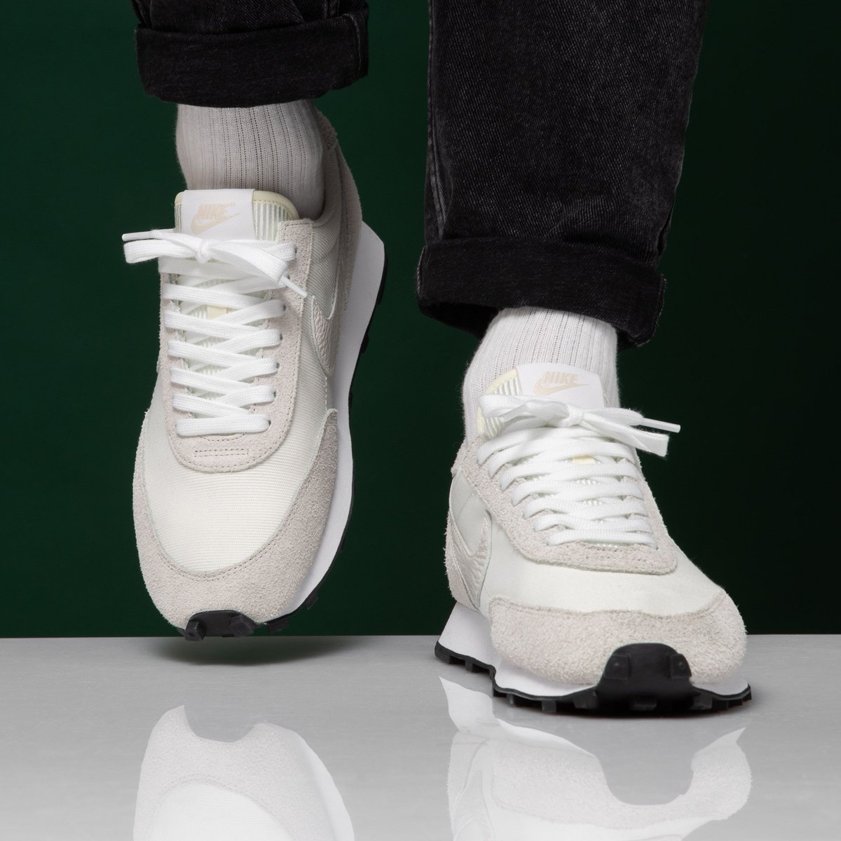 nike daybreak sail phantom