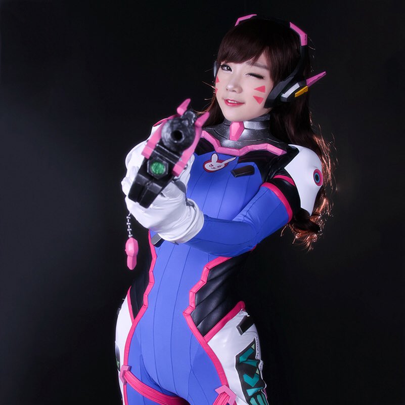 Well if anyone is selling a decent quality Dva suit pls let me know!! 