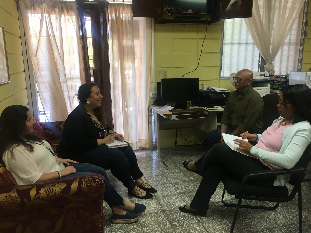 HondurasJA's tweet photo. El día de hoy nos reunimos con autoridades del CIIE con el fin de poder implementar el programa de @Empatico con los niños y niñas del centro educativo. 
@EmpaticoOrg #YoSoyJA #Empatico https://t.co/qE8yHIoFR1