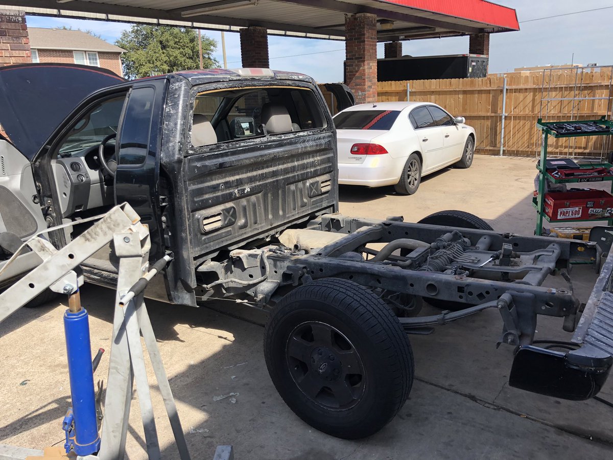Kingg_Customs's tweet photo. We will bring your old Vehicles back to life here at KinggCustoms! 
Brand New Fuel Pump⛽️ 
Brand New Fuel Pump drive Module❗️
Rear Windshield Replacement ❗️
Along with a complete Tune-up‼️ Another Happy Customer ✅ #KinggCustoms #KeepItG
#Trucks #AutomotiveJobs https://t.co/fF9HAcApmB