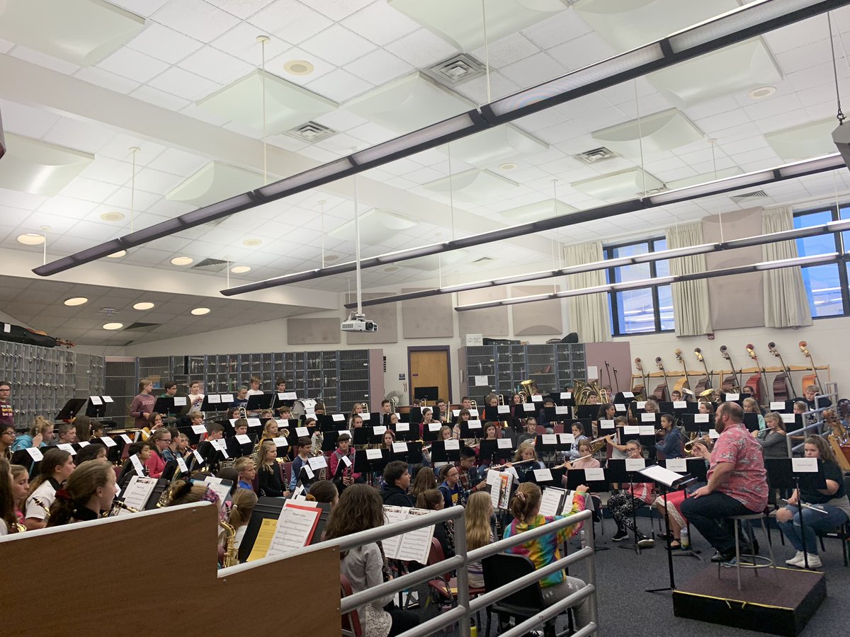 trim4029's tweet photo. All County Bands rehearsing for their upcoming concert! https://t.co/5BkOeFCUmT