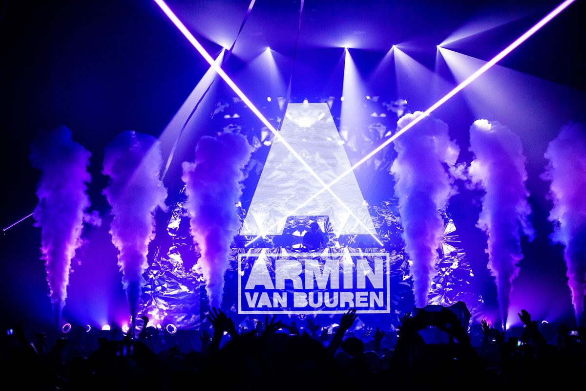 ZEROdBlive's tweet photo. Throwback to an ✨awesome weekend with 
@arminvanbuuren at @ssearena

# NothingLessThanAwesome‼️

#event #staging #eventstaginglondon #Londonevents

📸 @GrahamJoyPhoto and @locknloadevents
 
#TBT #ThrowbackThursday 👊 https://t.co/lcrQHyuvA8