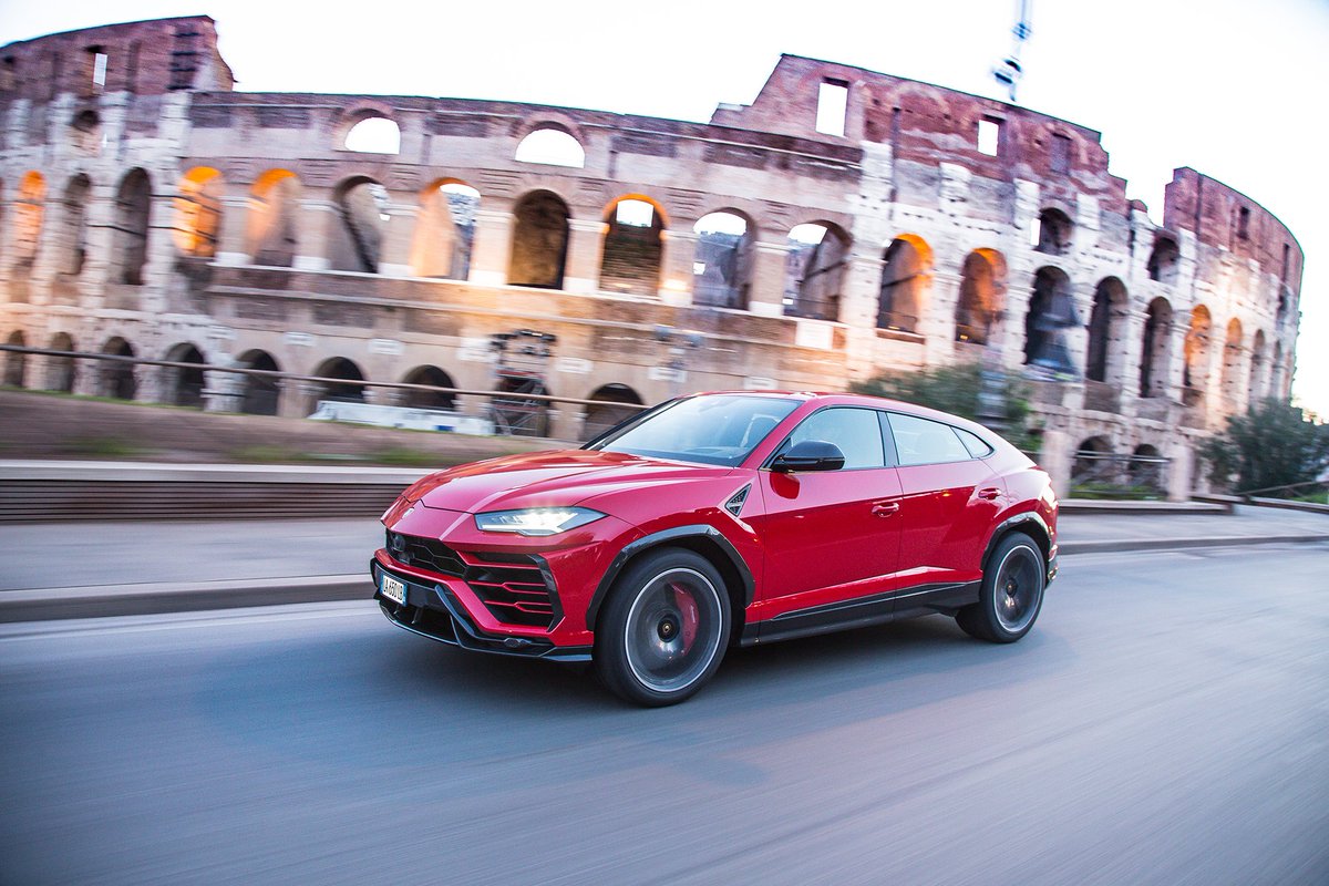 Lamborghini's tweet image. Lamborghini Lover, do you think you know everything about Urus? There are four things you absolutely need to know about our Super SUV: lam.bo/Four_Things_Ab… 

#Lamborghini #Urus #SinceWeMadeItPossible