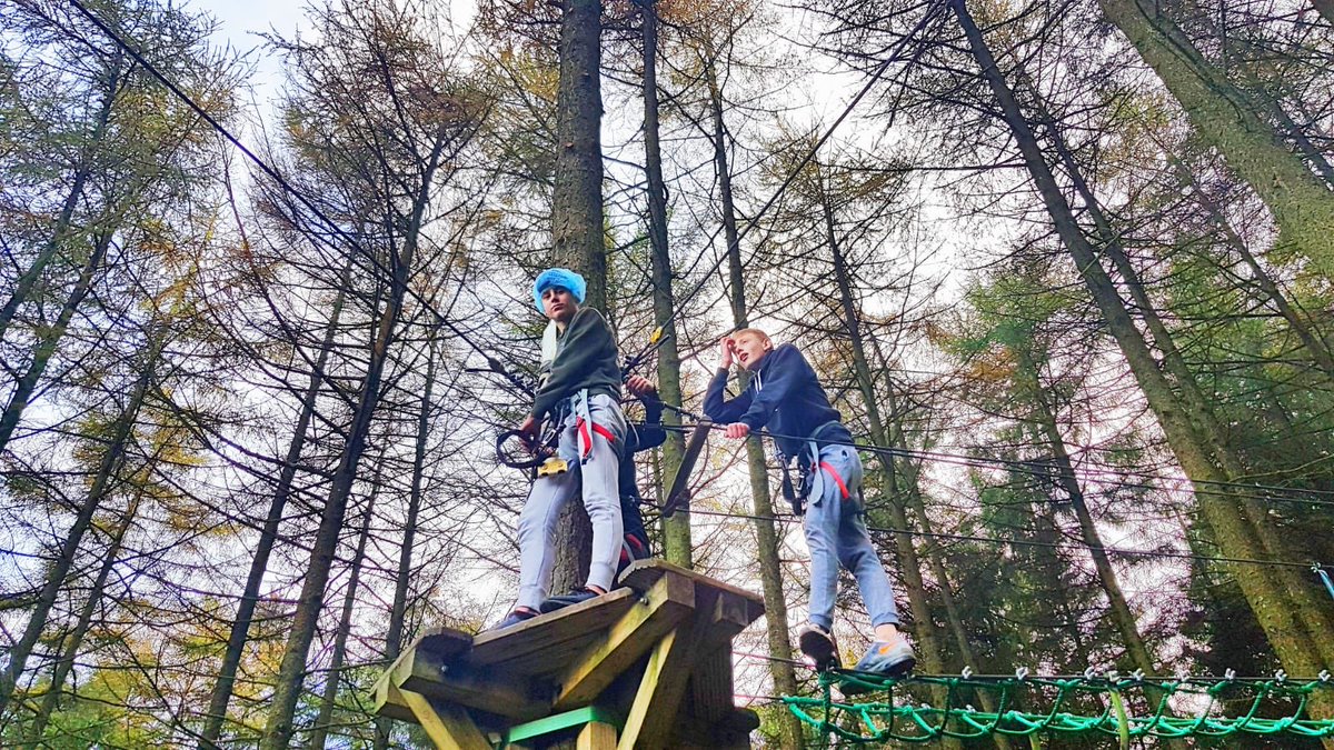 lucancbs's tweet photo. Our TYs are enjoying an “overnighter” in @CarlingfordAdv and are having a ball by the looks. Thanks for hosting the lads. #TY2019 https://t.co/gWOaWX1WmI