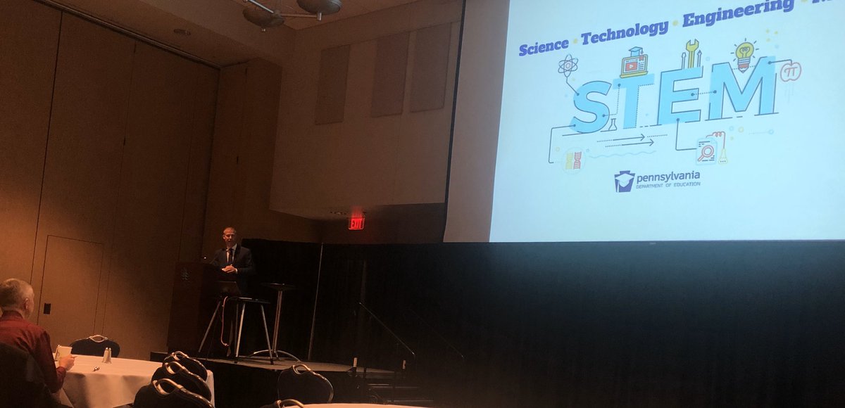 hniebauerCCSD's tweet photo. Blessed to have represented @CCHSRedDevils and @CCMS_RedDevils yesterday at the #CSB2 Computer Science summit organized by @javancas of @appalachiaIU8 
So inspired by the passion shown by @VMarieGonzales and @QuercusPrinus to promote #CSinPA and ensure #CSforAll @PADeptofEd https://t.co/8jsILiIzTl