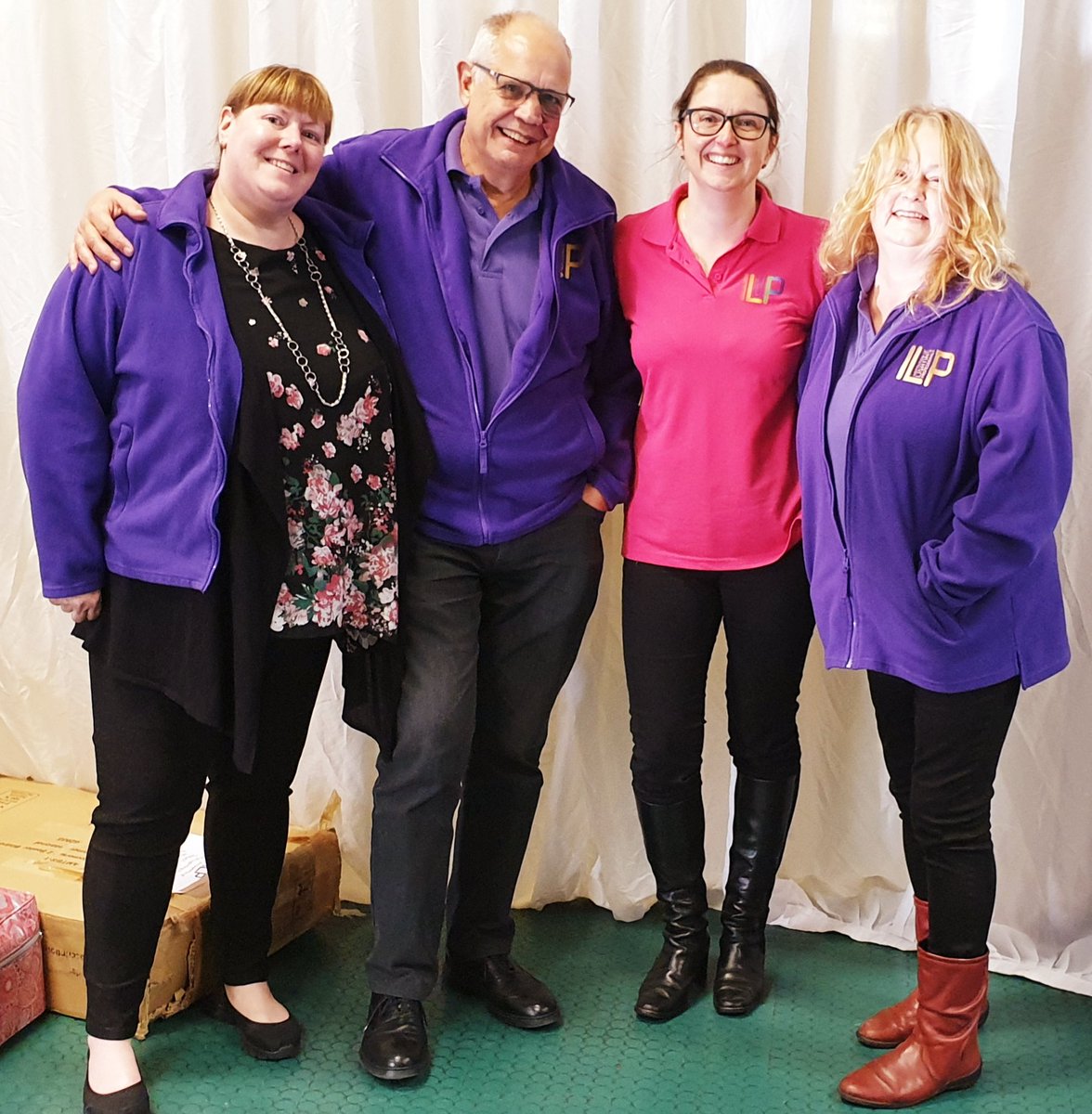 JessMGallacher's tweet photo. The end of a very successful #ILPLightscene, well done and thanks @JoBell1978 @p50pne @ChantalO106 @TraceyJayne76 https://t.co/eq18BarP4A