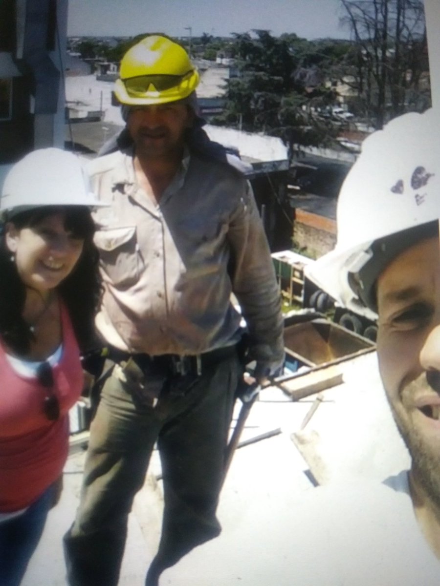 Labing02's tweet image. Obra en Quilmes