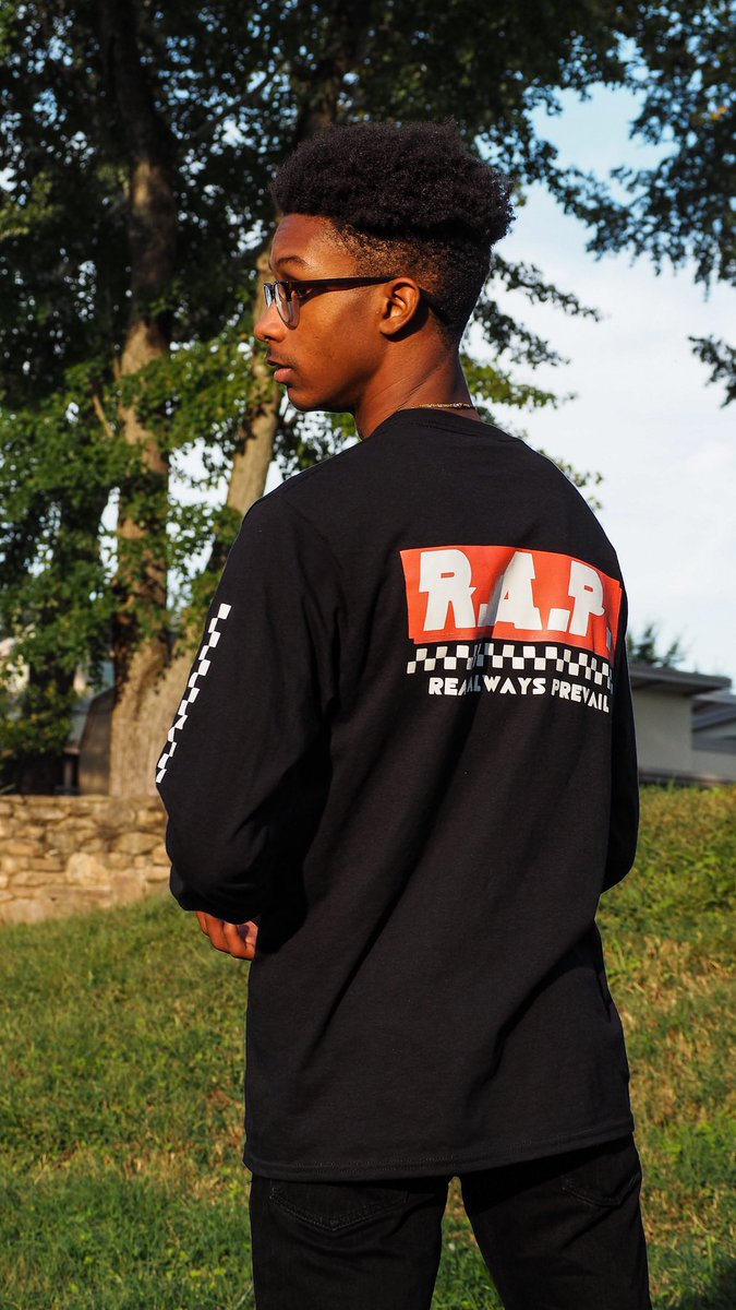 tistheszn4L's tweet photo. @Wale Support a young, black owned brand out of the DMV. Driven by the motto “Real Always Prevail” #rapmvmnt
https://t.co/wH8NRz7uX2
@wale #WowThatsCrazy #dmv #dc https://t.co/BKHtPlG2cV
