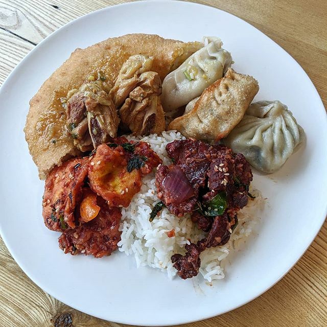 The weather may be gloomy but not in our office! ☀️ Had delicious Tibetan food from @songtsencafe today! Happy tummies all around 😁😋 #FeedTheTeam #Epiclunch .
.
#tibetanfood #songtsencafe #momos #shabalay #beefshapta #chickencurry #puri #torontocater… ift.tt/2VRe6WQ
